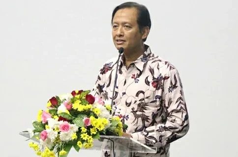 Menguak Celah Social Mining Pada Teknologi Informatika