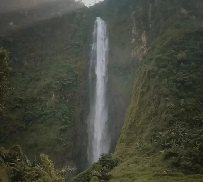 Mengunjungi Air Terjun Tertinggi di Jawa Barat, Wisata Alam Menakjubkan Ini Ada di Cianjur