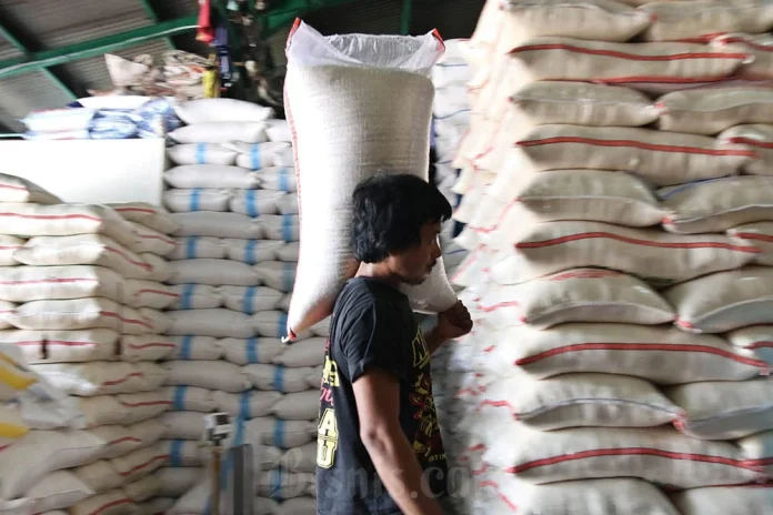 Harga Pangan Nasional Akhir September 2024: Kedelai, Cabai, dan Daging Sapi Naik, Beras Turun