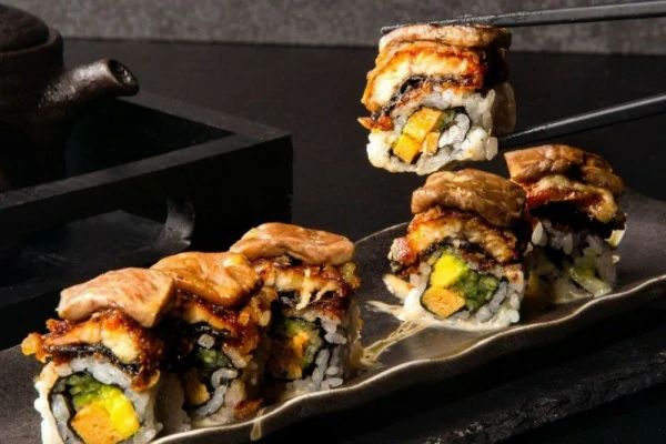 Cari Makan Sushi Enak? Klik Di Sini Untuk Dapat Petunjuk