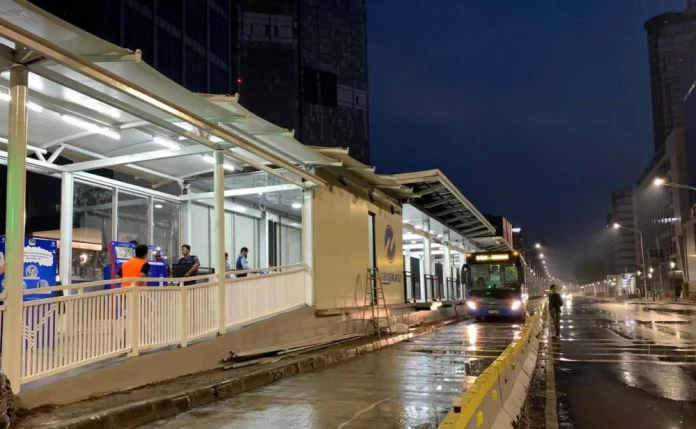 Begini 4 Cara ke PIK Naik Kendaraan Umum Jakarta