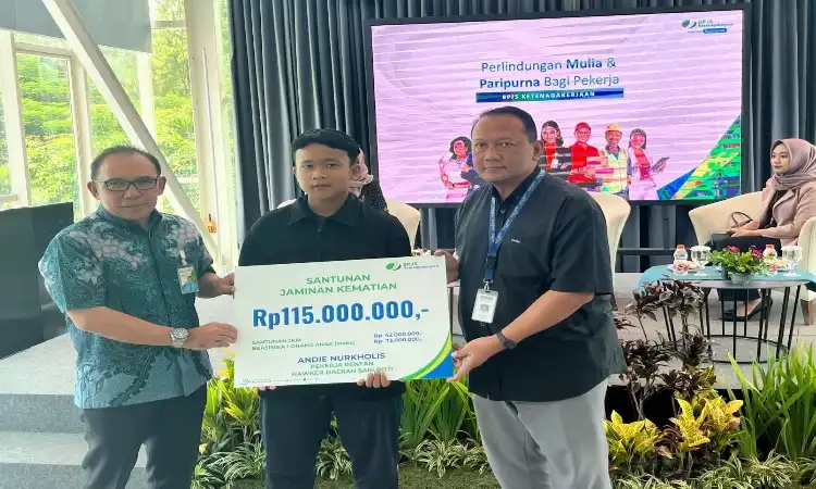 Santunan BPJS Ketenagakerjaan Rp 115 Juta untuk Ahli Waris Pedagang Roti