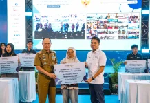 Bank Sultra Salurkan KUR untuk 500 Debitur dalam Akad Massal Nasional 800.000 Debitur