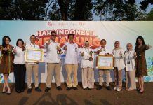 Dorong Literasi Keuangan Pelajar, bank bjb Sabet Dua Penghargaan dari OJK